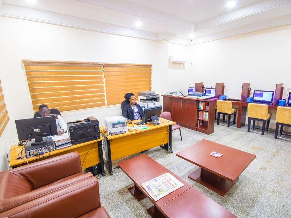 Denis Hotel Abuja Mobushipe Facilidades foto